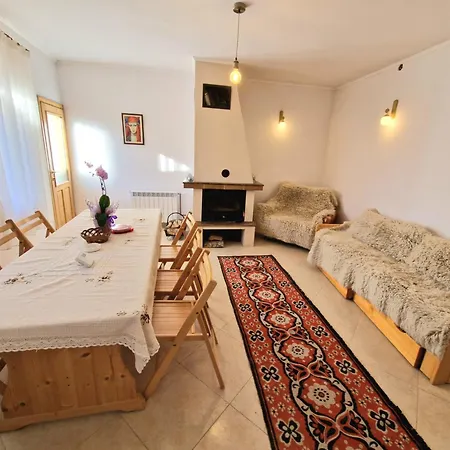 Cozy & Spacious Pamporovo *